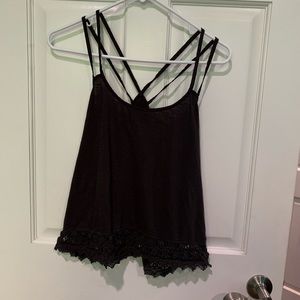 Cute lace trim flowy tank top